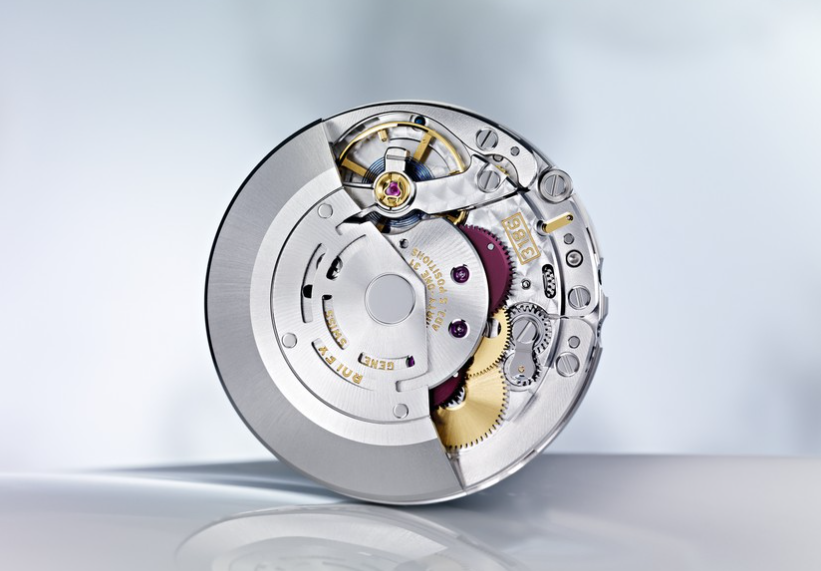 Rolex 116710LN sở hữu bộ máy Calibre 3186