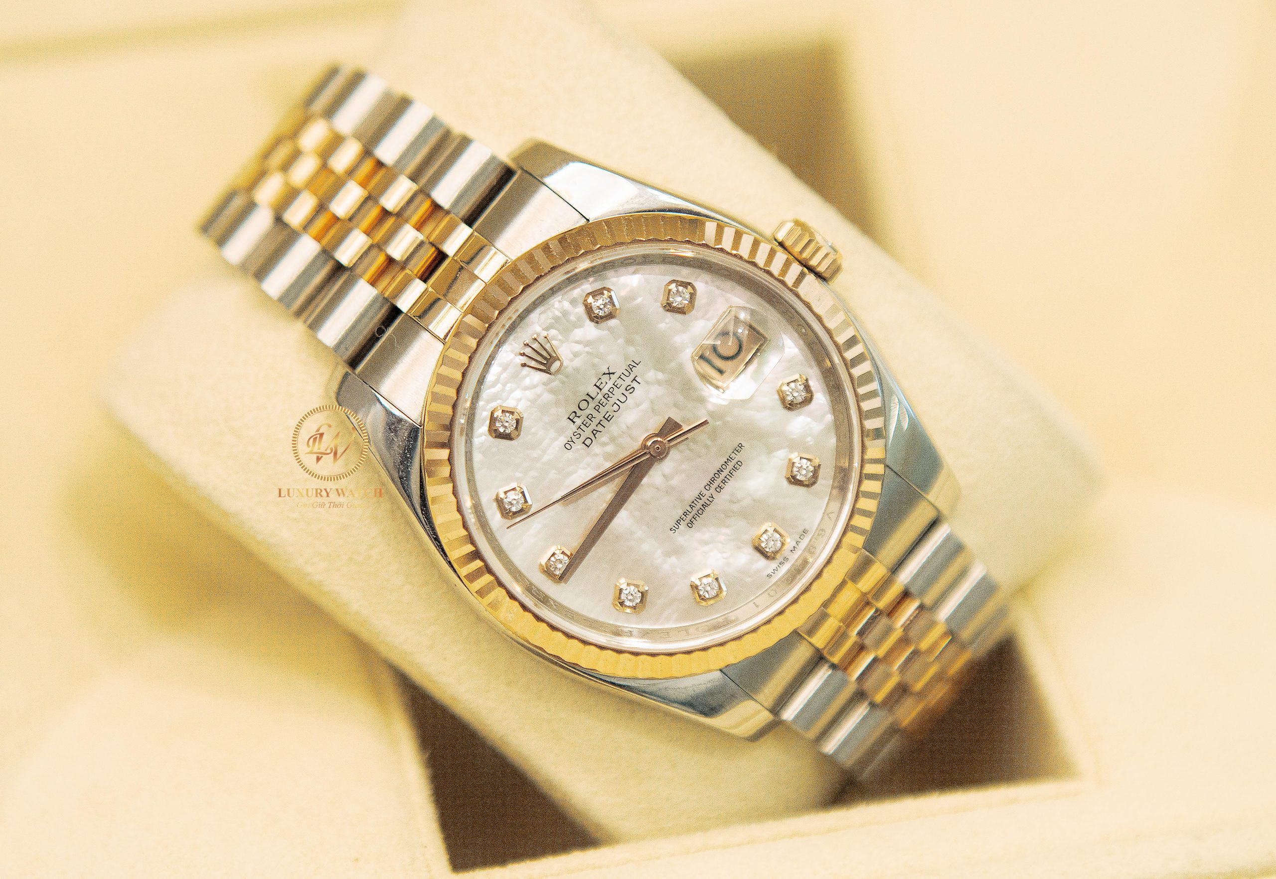 Đồng hồ Rolex 116231 mặt ốc trắng demi hồng size 36
