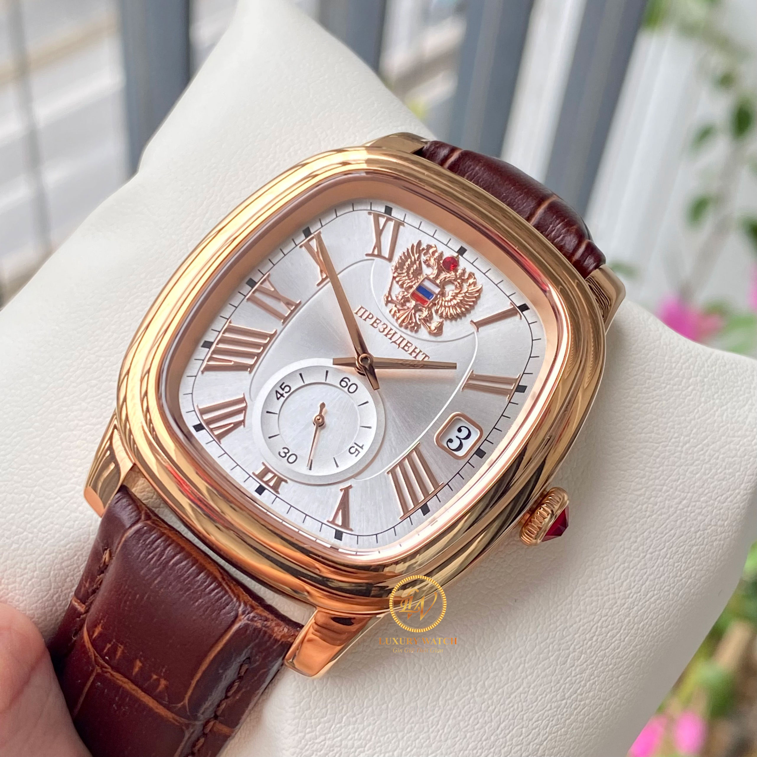 Đồng hồ Poljot President Oval mặt trắng - dây da