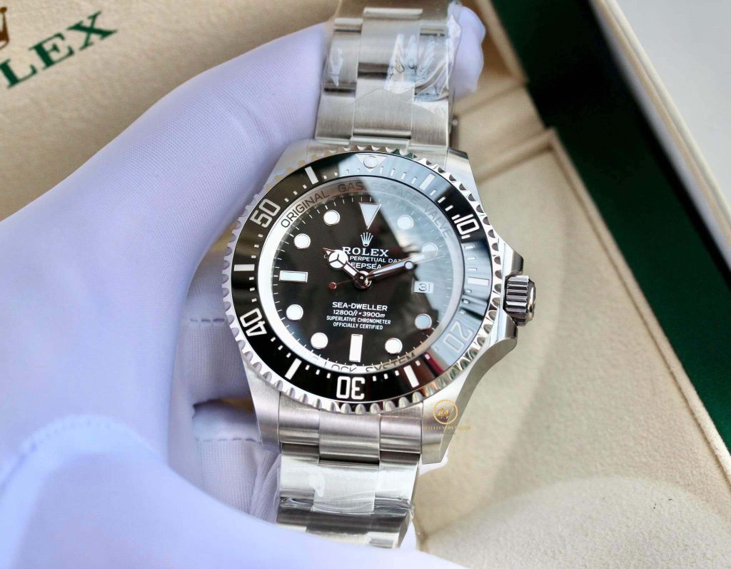 Đồng hồ Rolex Deepsea Sea-Dweller 126660-0001